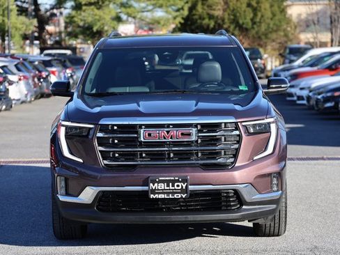 Used 2024 GMC Acadia Elevation image 28