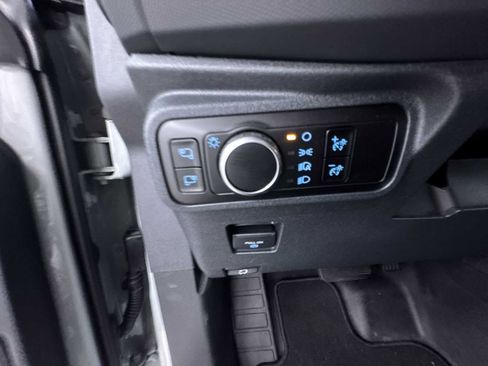 Used 2024 Ford Bronco Badlands image 16