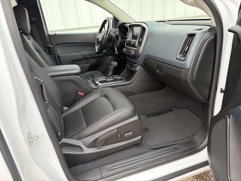 Used 2020 Chevrolet Colorado Z71 image 30