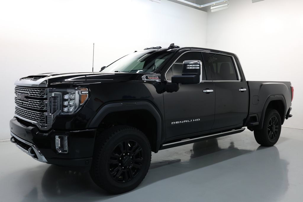 Used 2023 GMC Sierra 2500 Denali w/ Denali Black Diamond Edition AWD/4WD image 1