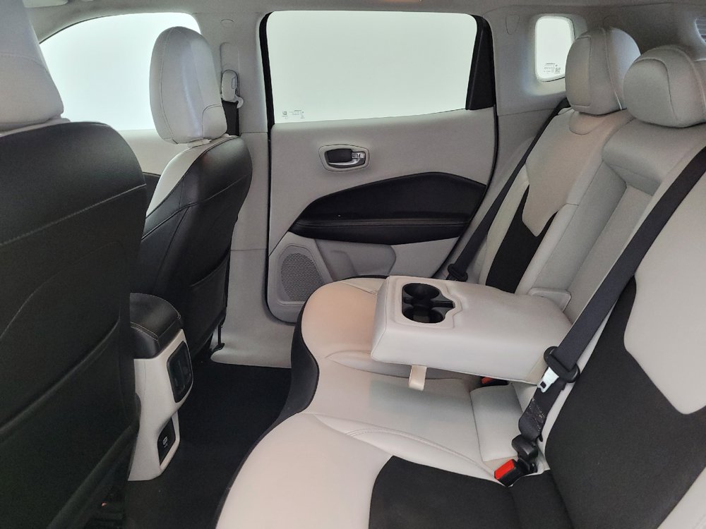 Used 2020 Jeep Compass Latitude FWD image 18