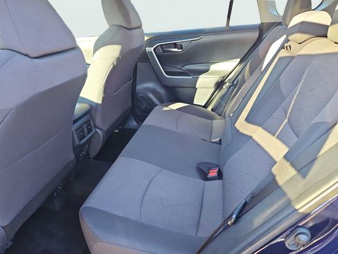 Used 2019 Toyota RAV4 XLE image 31