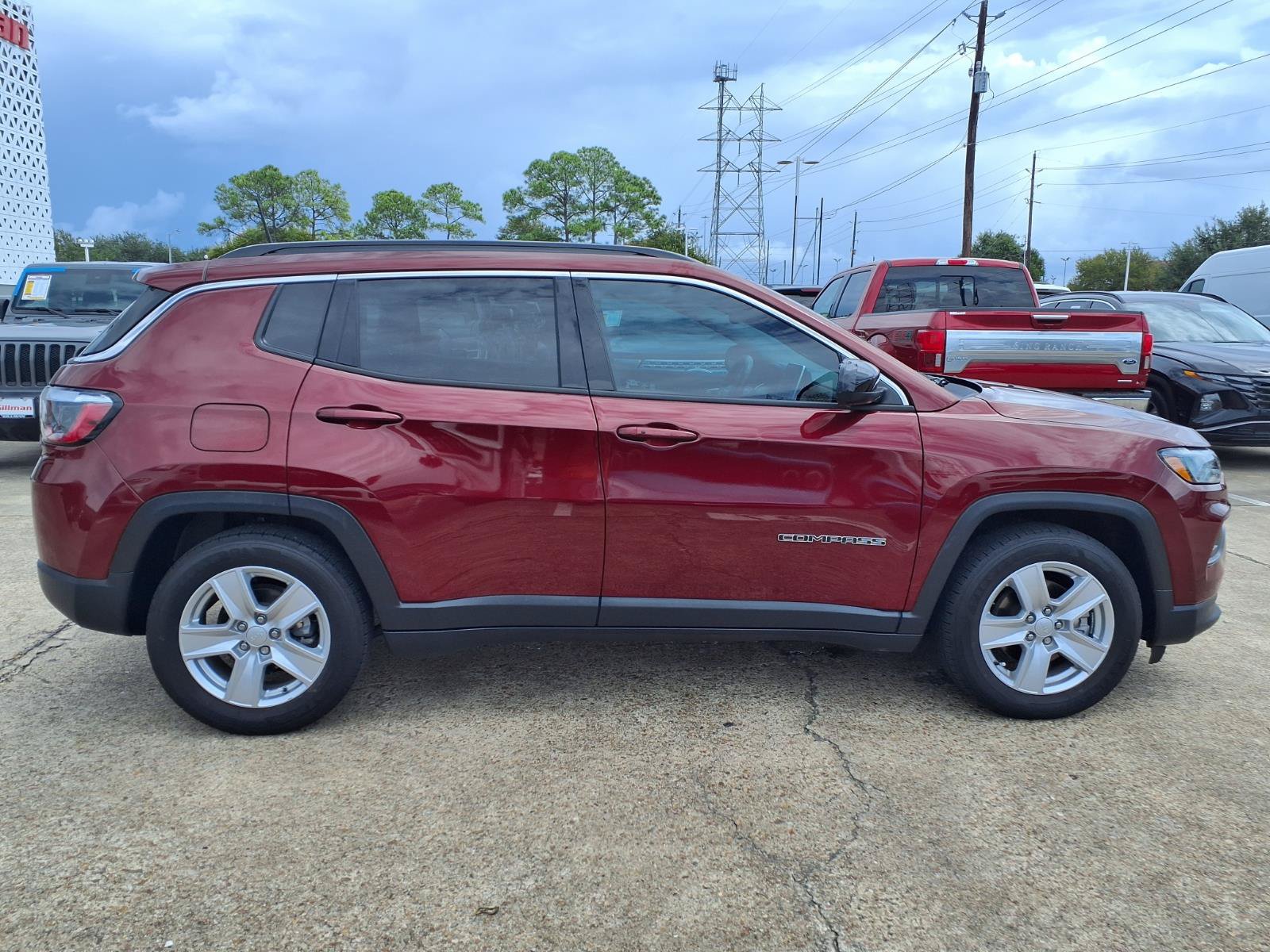 Used 2022 Jeep Compass Latitude w/ Convenience Group FWD image 27