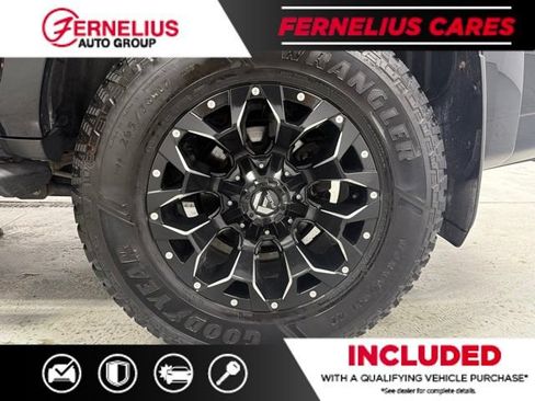 Used 2022 Toyota 4Runner SR5 Premium w/ Moonroof Package AWD/4WD image 46