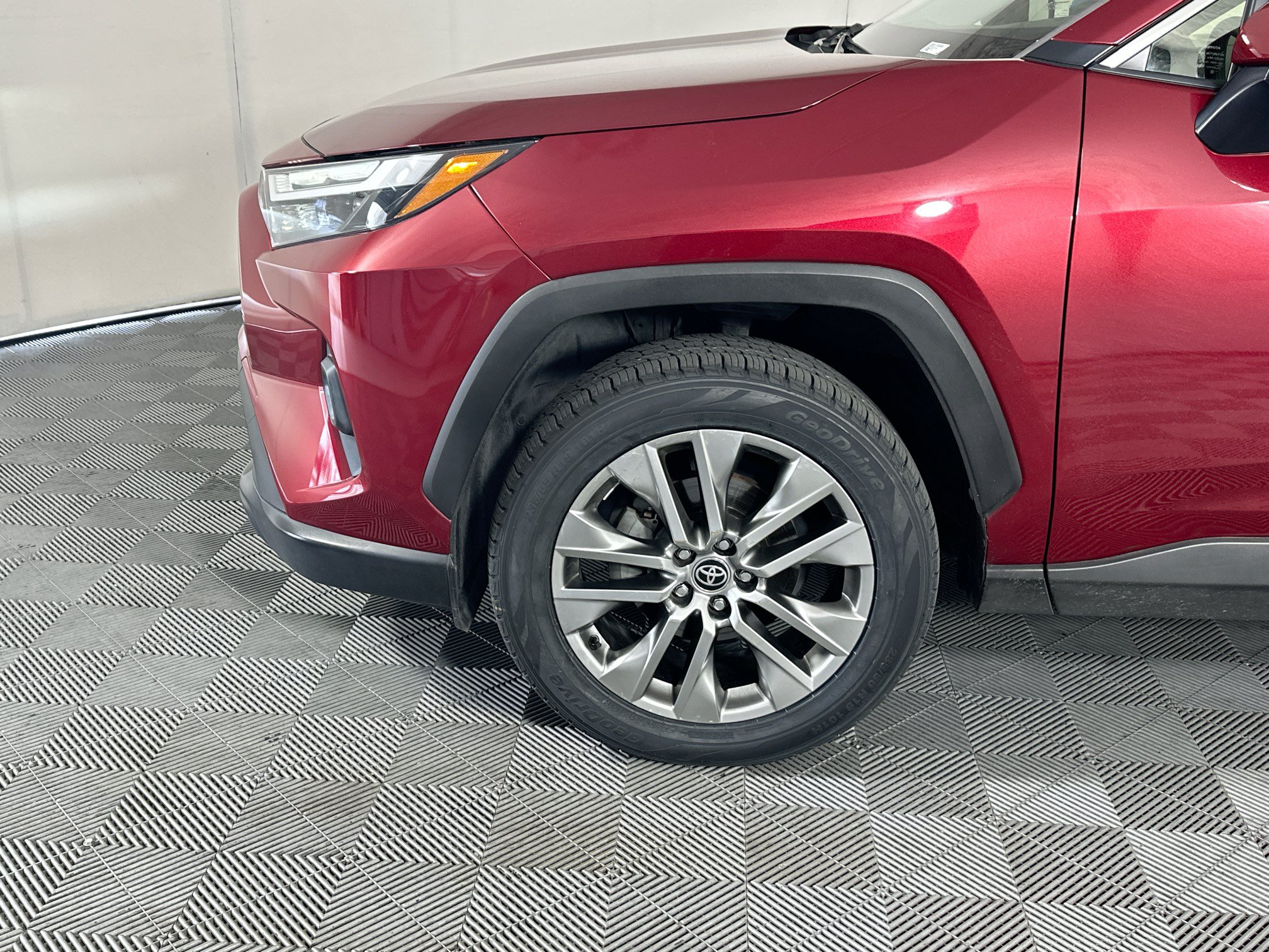 Certified 2022 Toyota RAV4 XLE Premium FWD image 11