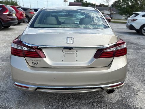 Used 2017 Honda Accord LX image 8