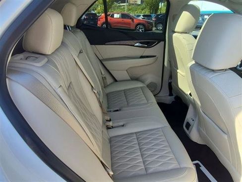 Certified 2021 Buick Envision Avenir image 42