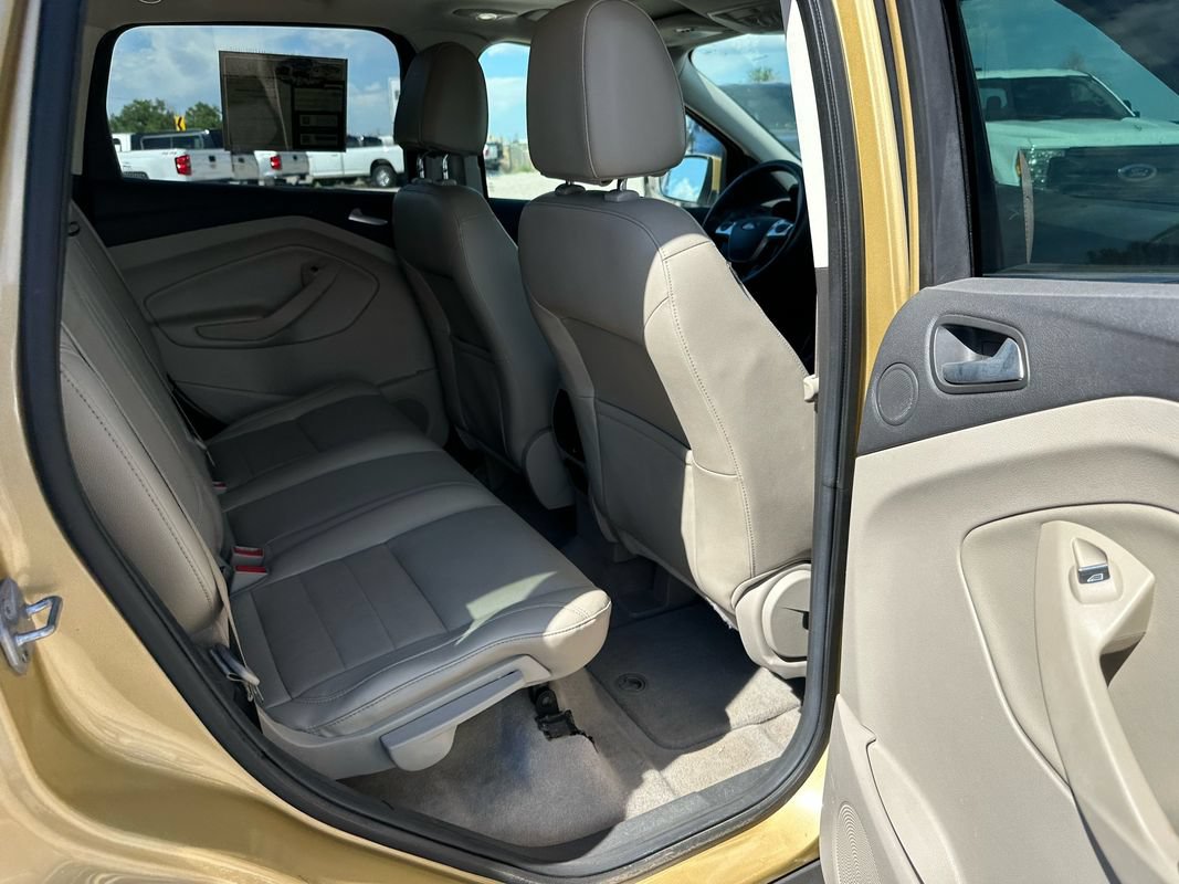 Used 2014 Ford Escape Titanium w/ Equipment Group 401A AWD/4WD image 23