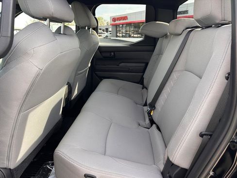 Used 2025 Toyota Tacoma SR5 image 12