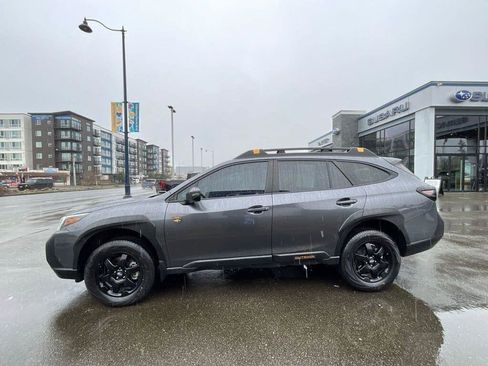 Used 2022 Subaru Outback Wilderness image 5