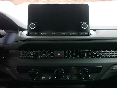 Used 2024 Honda Accord LX image 21