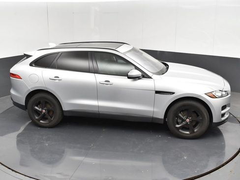 Used 2019 Jaguar F-PACE Premium AWD/4WD image 30