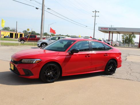 Used 2024 Honda Civic Sport image 10