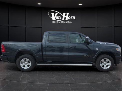 New 2026 RAM 1500 4x4 Crew Cab image 8