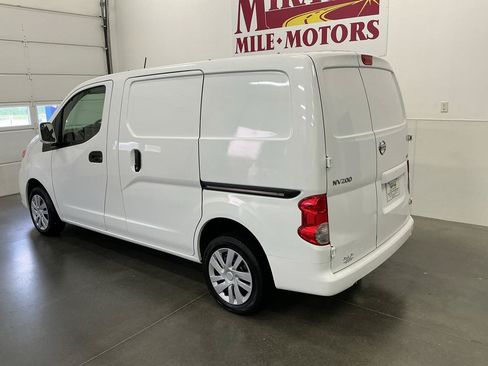 Used 2019 Nissan NV200 SV w/ Navigation Package FWD image 4