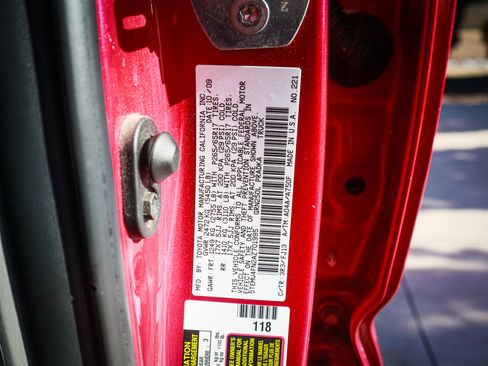 Used 2010 Toyota Tacoma image 33