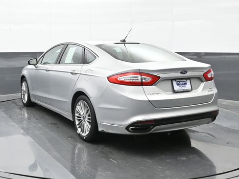 Used 2014 Ford Fusion SE w/ Equipment Group 202A image 6