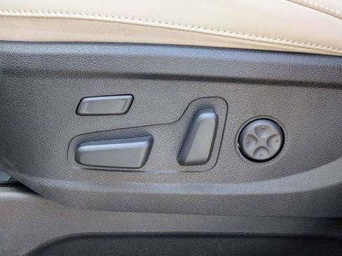 Used 2025 Kia Telluride SX Prestige AWD/4WD image 22
