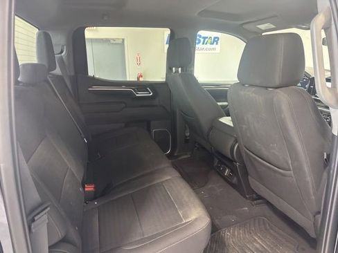 Used 2022 Chevrolet Silverado 1500 LT AWD/4WD image 21