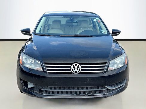 Used 2012 Volkswagen Passat 2.5 SE image 3