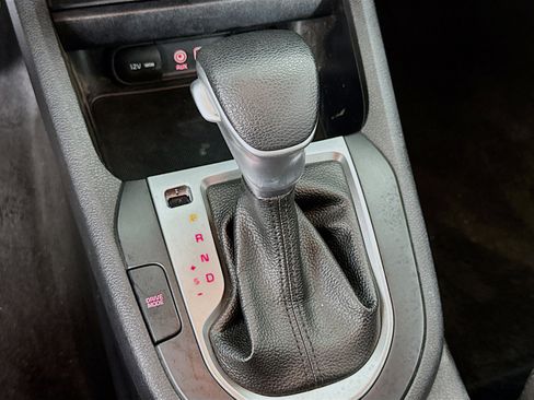 Used 2021 Kia Forte LXS image 19