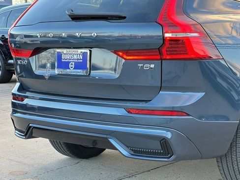 New 2025 Volvo XC60 T8 Core w/ Climate Package image 8
