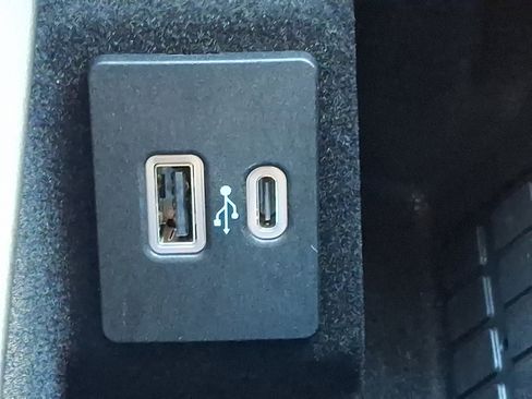 Used 2024 Lincoln Navigator L 4WD image 25