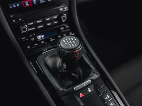 Used 2018 Porsche 911 Carrera T RWD image 56