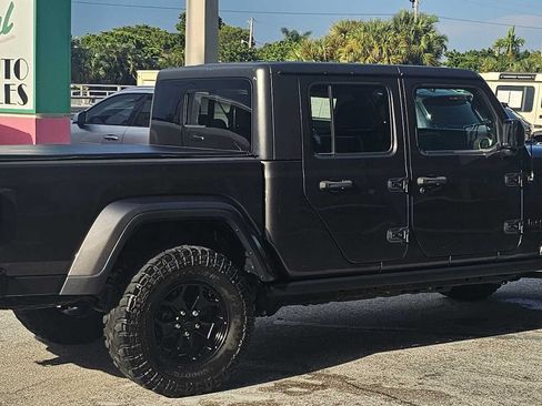 Used 2021 Jeep Gladiator Sport AWD/4WD image 6