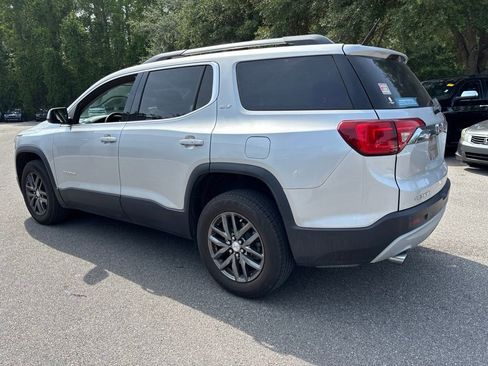 Used 2019 GMC Acadia SLT FWD image 25