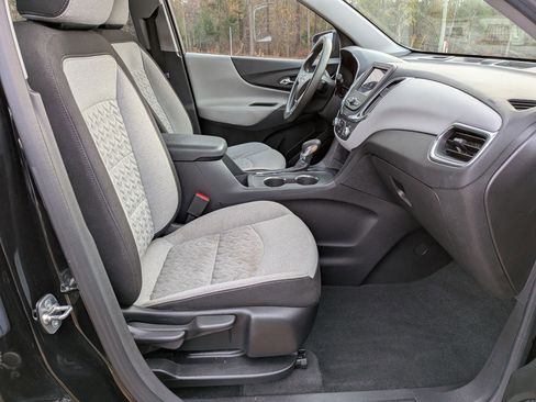 Used 2024 Chevrolet Equinox LS w/ Midnight Edition image 35