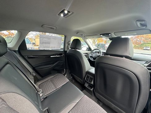 New 2026 Kia Seltos S image 18