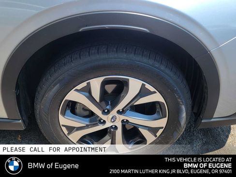 Used 2022 Subaru Outback Limited AWD/4WD image 7