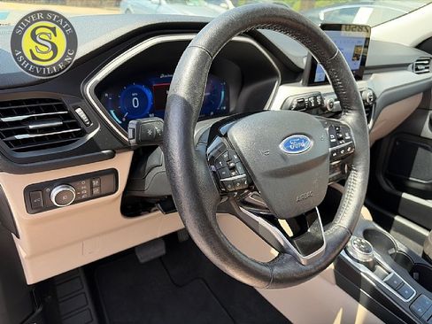 Used 2021 Ford Escape SEL w/ Technology Package FWD image 23