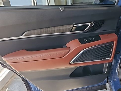 Used 2023 Kia Telluride SX Prestige image 23