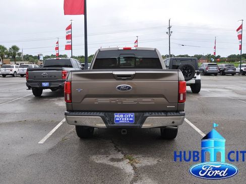 Used 2019 Ford F150 Lariat w/ Equipment Group 502A Luxury AWD/4WD image 4