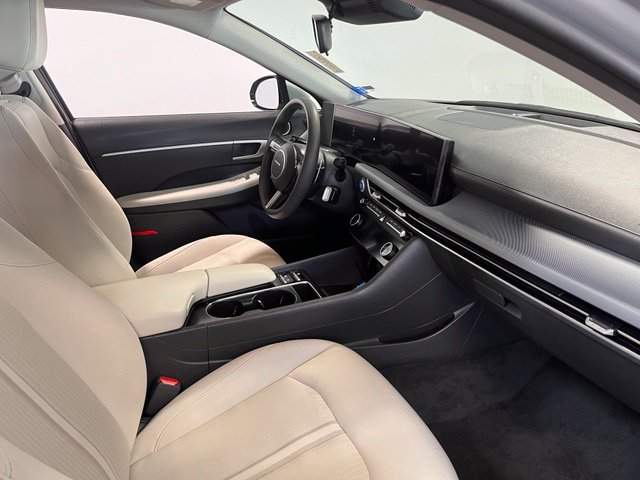 Used 2025 Hyundai Sonata SEL FWD image 11