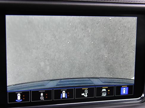 Used 2023 GMC Yukon XL Denali image 28