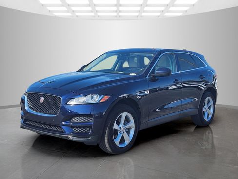 Used 2019 Jaguar F-PACE Premium AWD/4WD image 3