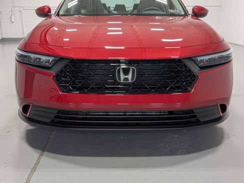 Used 2024 Honda Accord EX image 2