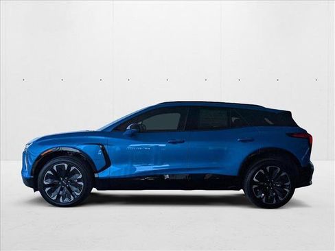 New 2025 Chevrolet Blazer EV RS w/ Super Cruise Package image 5