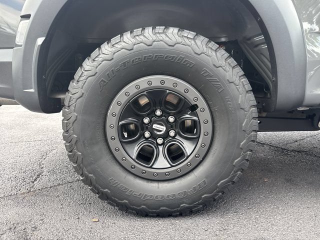 Used 2021 Ford F150 Raptor w/ Equipment Group 801A High AWD/4WD image 20