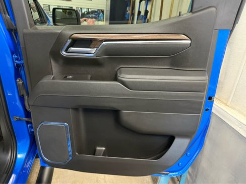 Used 2025 Chevrolet Silverado 1500 LT Trail Boss w/ Protection Package image 25