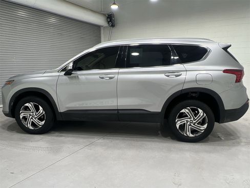 Used 2023 Hyundai Santa Fe SEL image 5