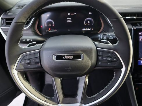 New 2025 Jeep Grand Cherokee L Limited w/ Black Appearance Package AWD/4WD image 3