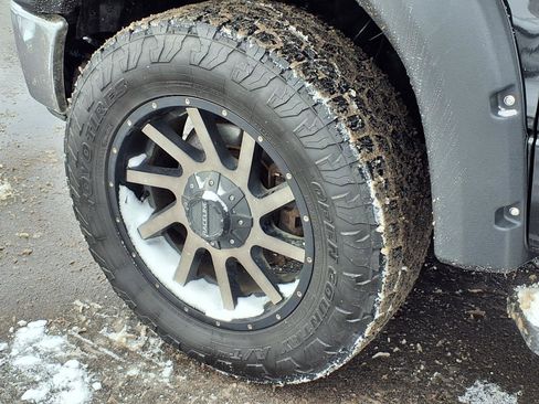 Used 2013 Ford F150 XLT w/ Luxury Equipment Group image 26