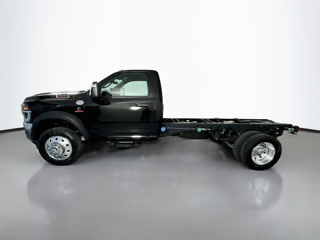 New 2026 RAM 4500 Tradesman w/ Chrome Appearance Group RWD image 4