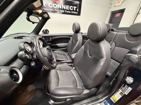 Used 2012 MINI Cooper Convertible image 21
