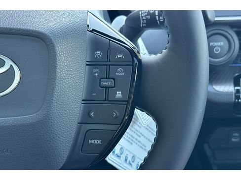 New 2026 Toyota Prius XLE image 27