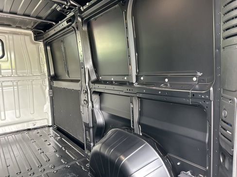 New 2025 RAM ProMaster 2500 w/ Convenience Group image 29